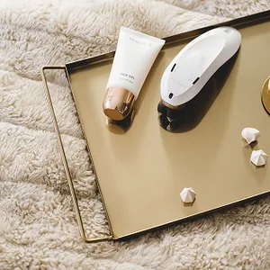 סנסיליפט: מכשיר אנטי אייג'ינג למיצוק עור הפנים | 5 דקות בשבוע | Sensica